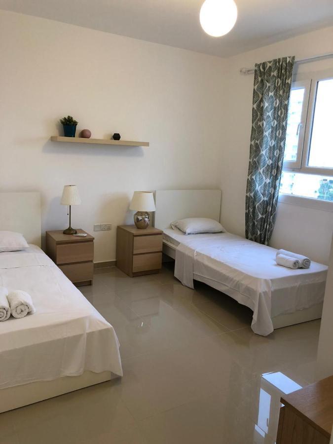 Spartacus Pool Apartments In Caesar Resort & Spa Trikomo Ngoại thất bức ảnh